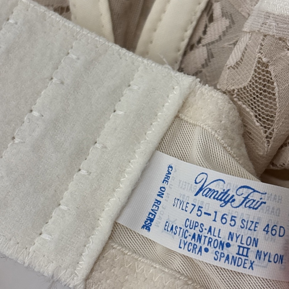 vintage Vanity Fair underwire bra 46D satin and lace sheer ivory 75-165 - Picture 7 of 9